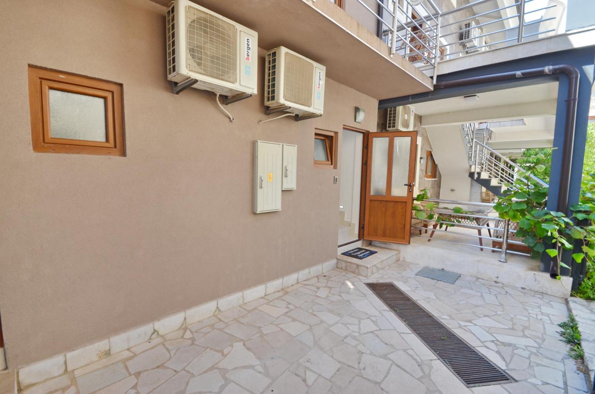 Trojanovic Apartments Tivat Zewnętrze zdjęcie